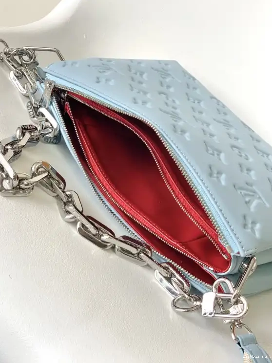 WIS PM-26*20*12cm COUSSIN VUITTON LOUIS 0530